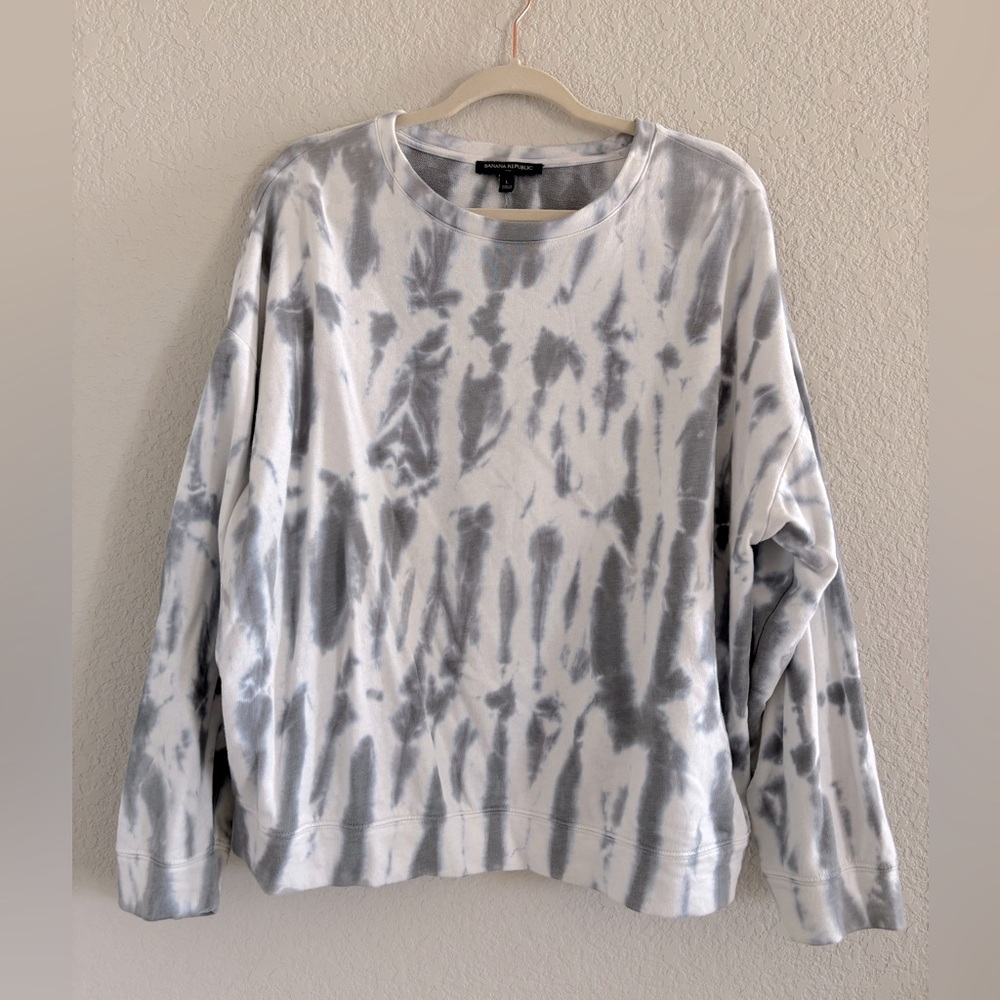 Tie dye sweatshirt